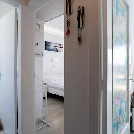 Appartamento Sehr Schoene In Strandnaehe, Ideal Gelegen